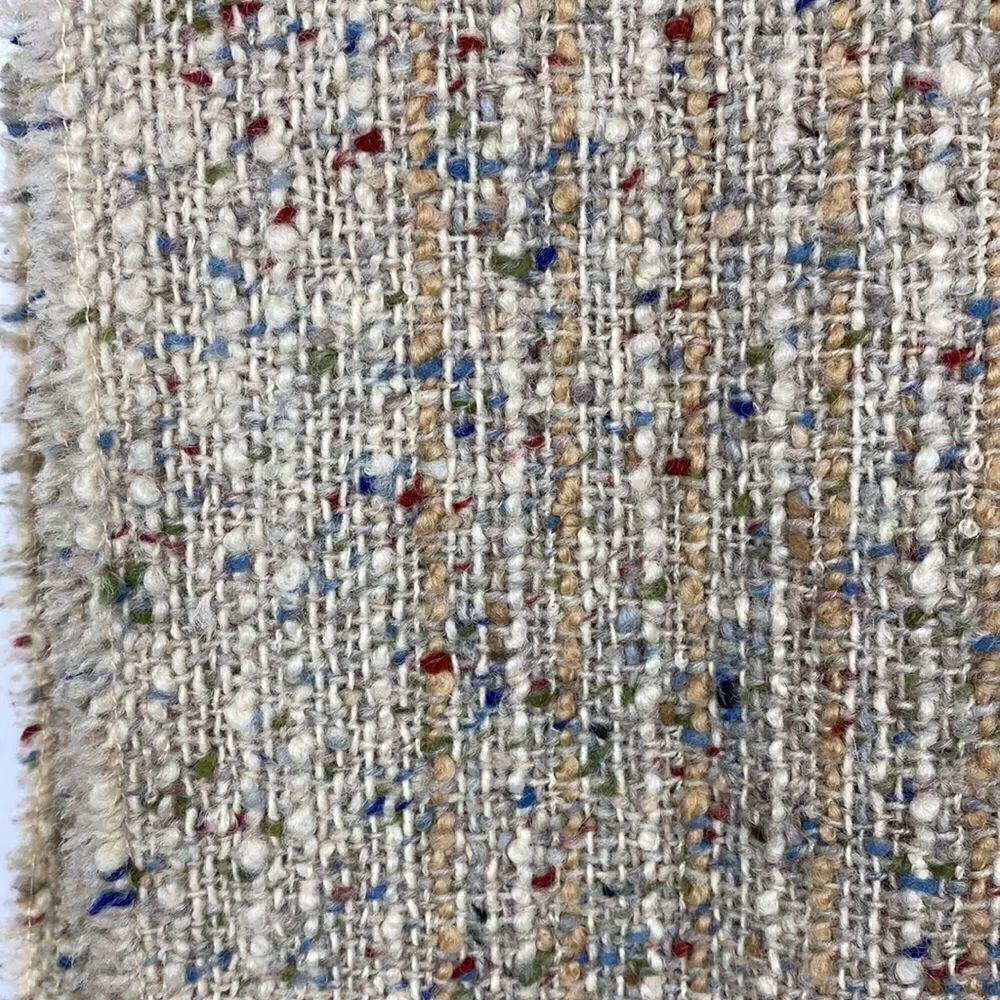 Studio Donegal Handwoven And Handcrafted Pure New Wool Scarf - Picture 3 of 5